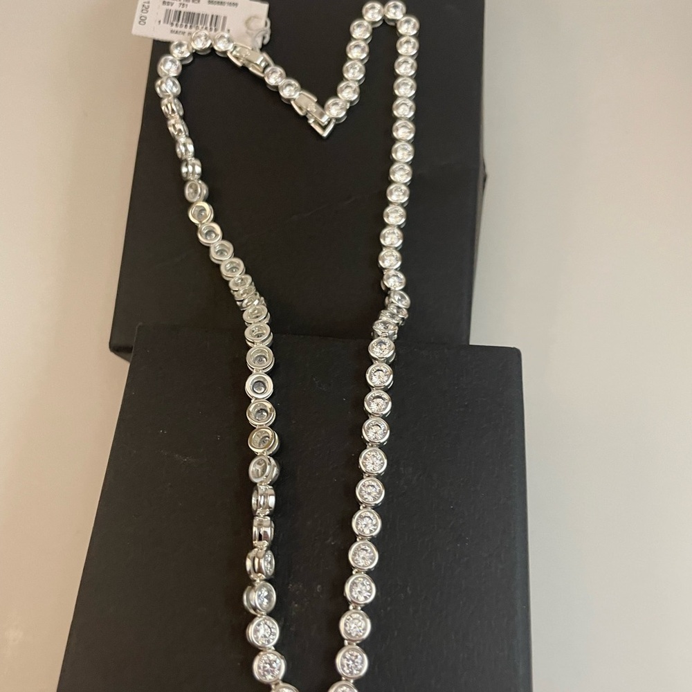 Kendra Scott Silver Necklace with Clear Stones - Picture 6 of 6